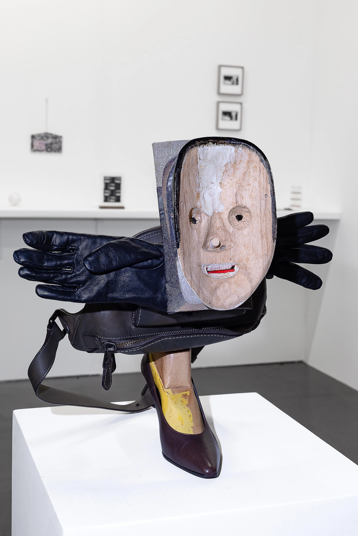 Prix Benoît Doche de Laquintane, Masaya Chiba, Leather bird (after Alina Szapocznikow, Autoportrait II), 2026, galerie Keijiban, Kanazawa. Courtesy Art-o-rama 2026