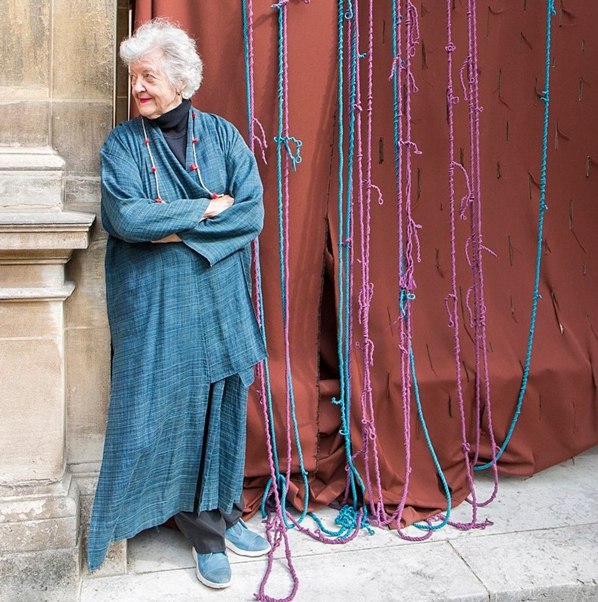 Sheila Hicks. PHoto : Wikipédia