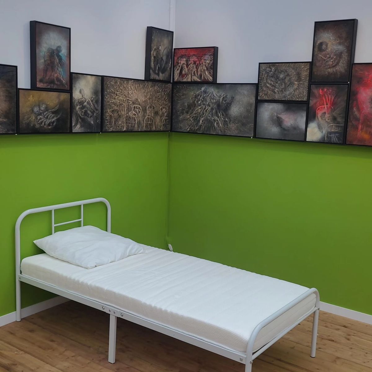 Stand de la HDM Gallery, œuvres de Zhao Yinou, Asia Now 2024. Photo A.C.