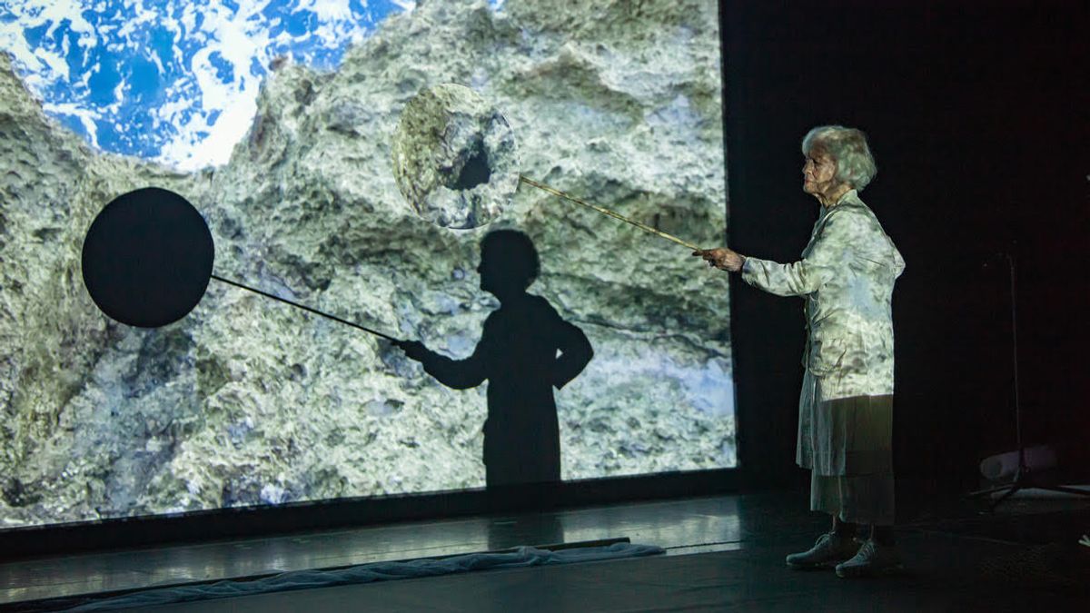 Joan Jonas, Moving Off The Land, 2016/2018, Théâtre Cowell, Fort Mason Center for Arts & Culture, San Francisco, 2019. © FMCAC / Justin Oliphant