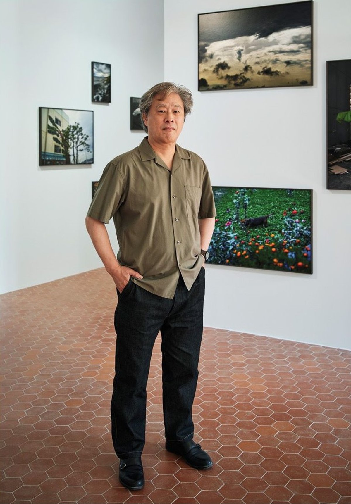 Park Chan-wook à Lee Ufan Arles, 2026. © David Giancatarina