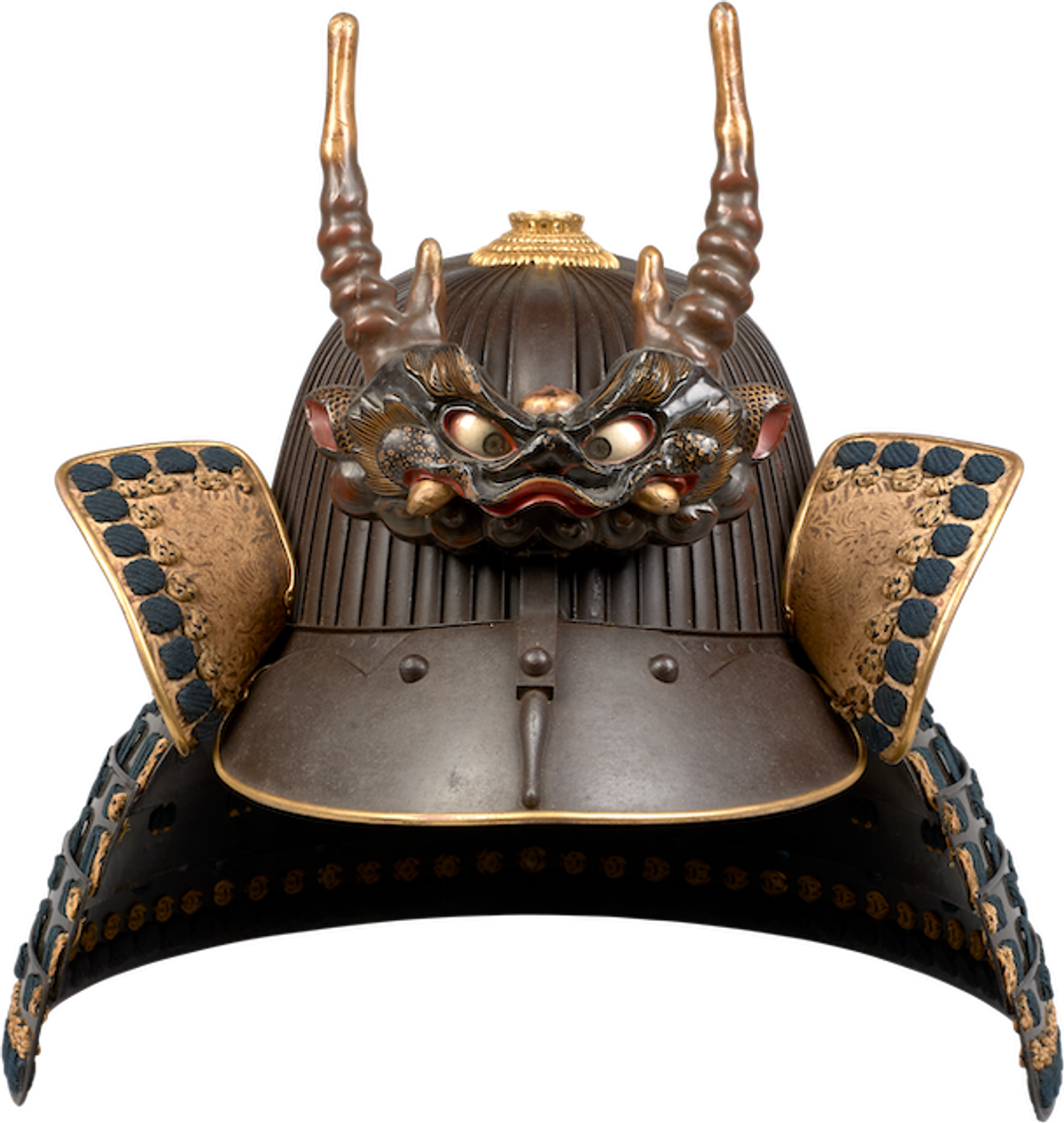 Casque japonais présenté par la galerie Jean-Christophe Charbonnier. Photo : galerie J.-C. Charbonnier