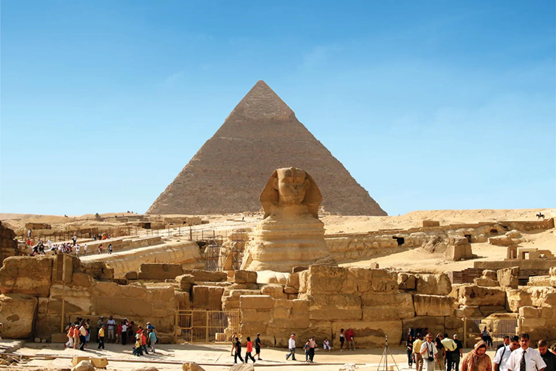Selon Zahi Hawass, ancien ministre d’État égyptien chargé des antiquités, la quasi-totalité des sites archéologiques en plein air en Égypte sont gravement menacés. Photo : Daniel Fleck
