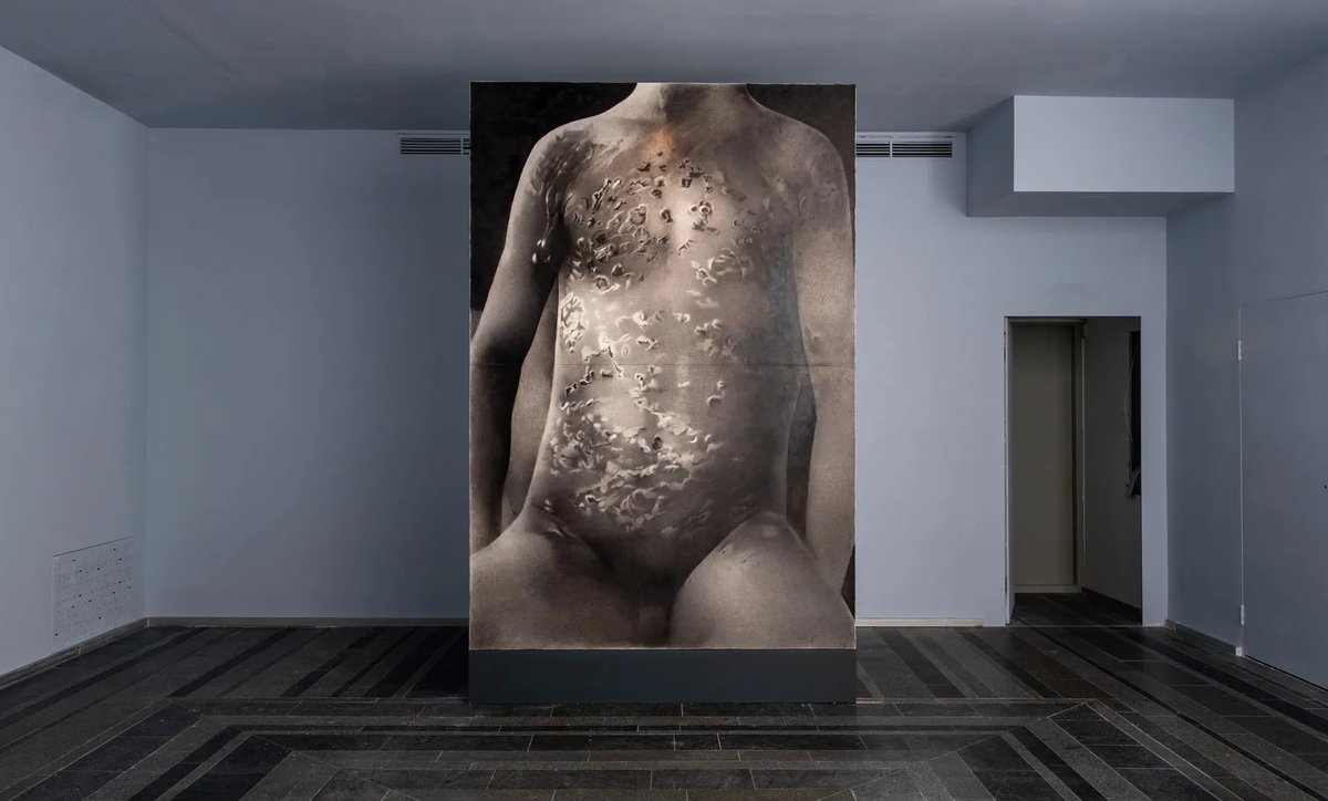 Krystyna Melnyk, In Front Of The Pain, 2022. Courtesy PinchukArtCentre. © 2022. Photo : Sergey Illin