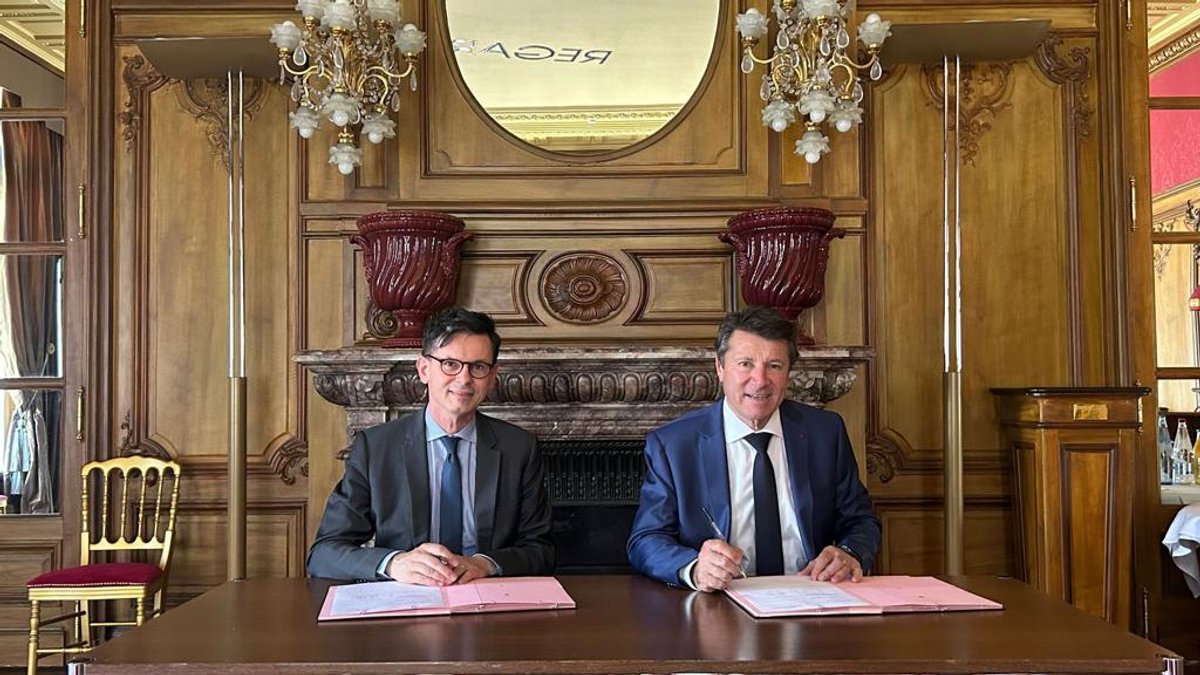 Christophe Leribault et Christian Estrosi au musée d’Orsay le 11 juillet 2023. © D.R.