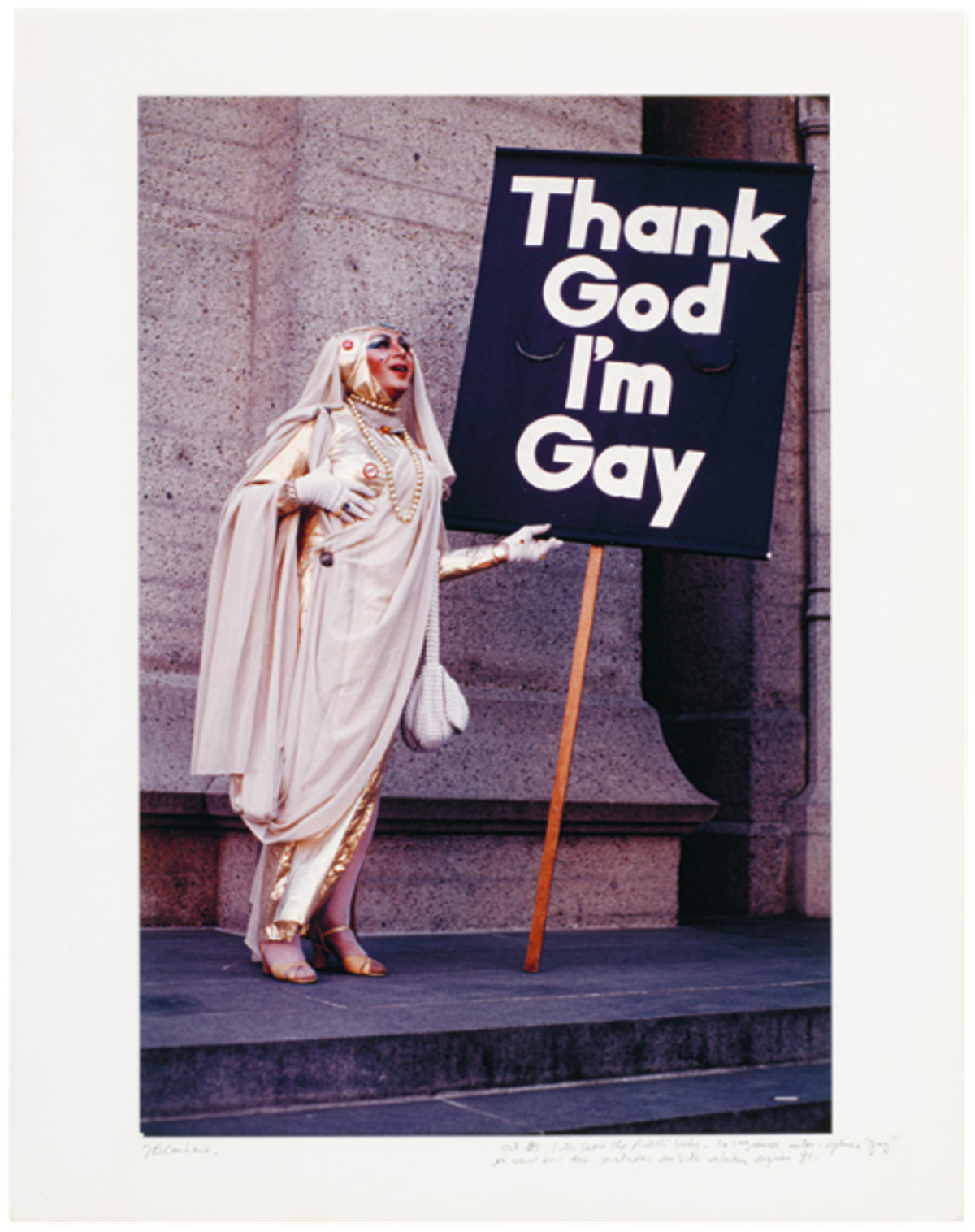 Jean-Baptiste Carhaix, Sister Sadie the Rabbi Lady, 1983, épreuve Cibachrome. © Jean-Baptiste Carhaix et Centre Pompidou, MNAM CCI/Bibliothèque Kandinsky/Dist. RMN-GP. Courtesy galerie Vrais Rêves, Lyon.