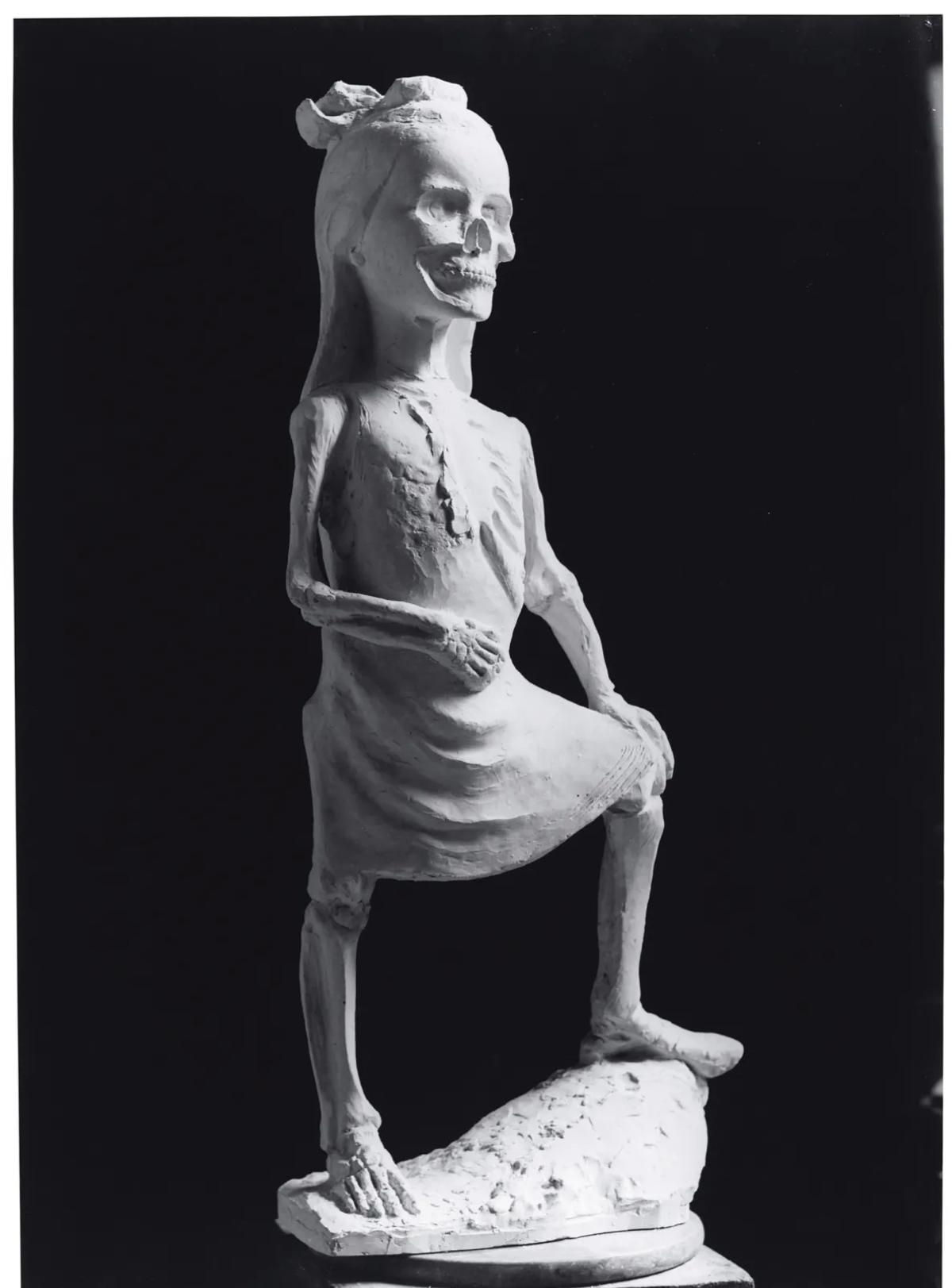 René Iché, Guernica. Photo : Fonds Marc Vaux ; Centre Pompidou. © ADAGP, Paris, 2023