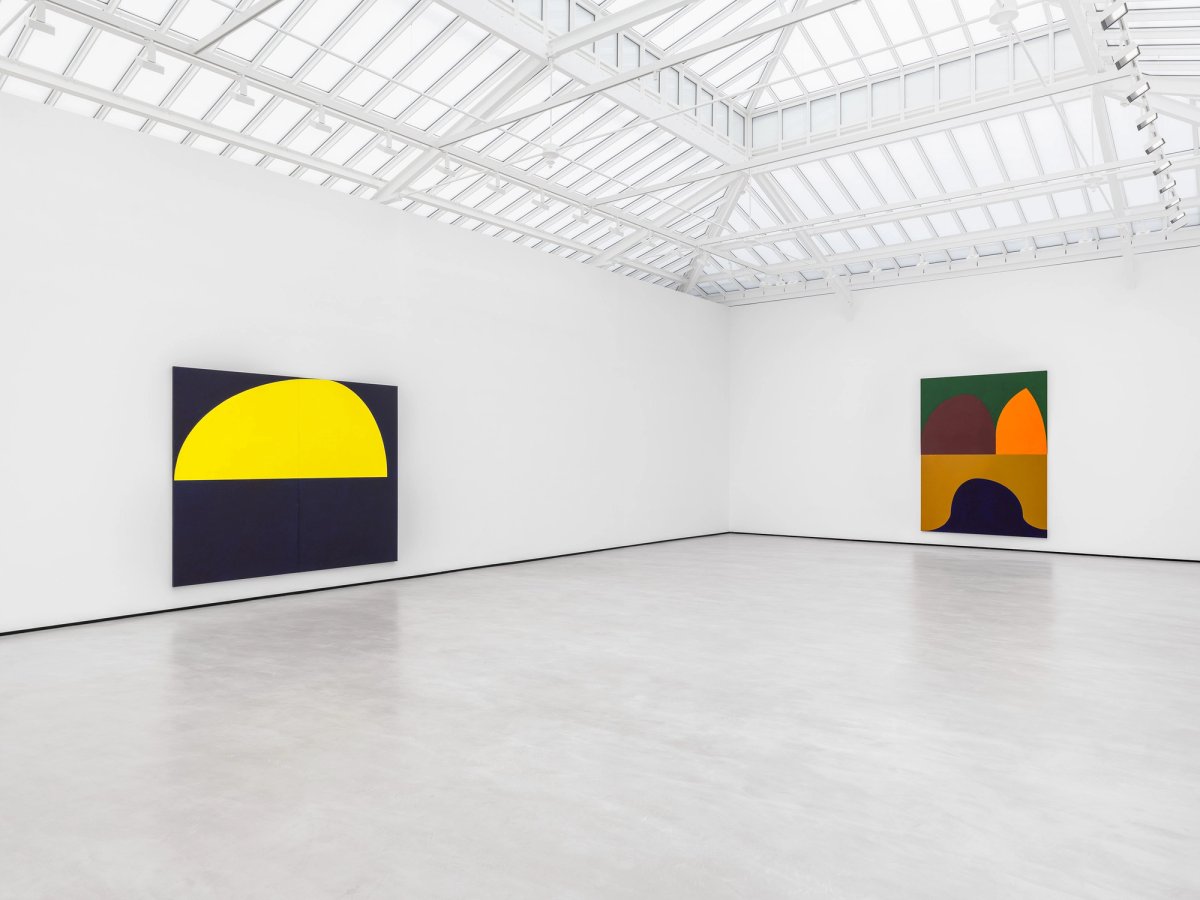 Vue de l’exposition « Suzan Frecon : The Light Factory », David Zwirner, Paris, 2025. Courtesy David Zwirner