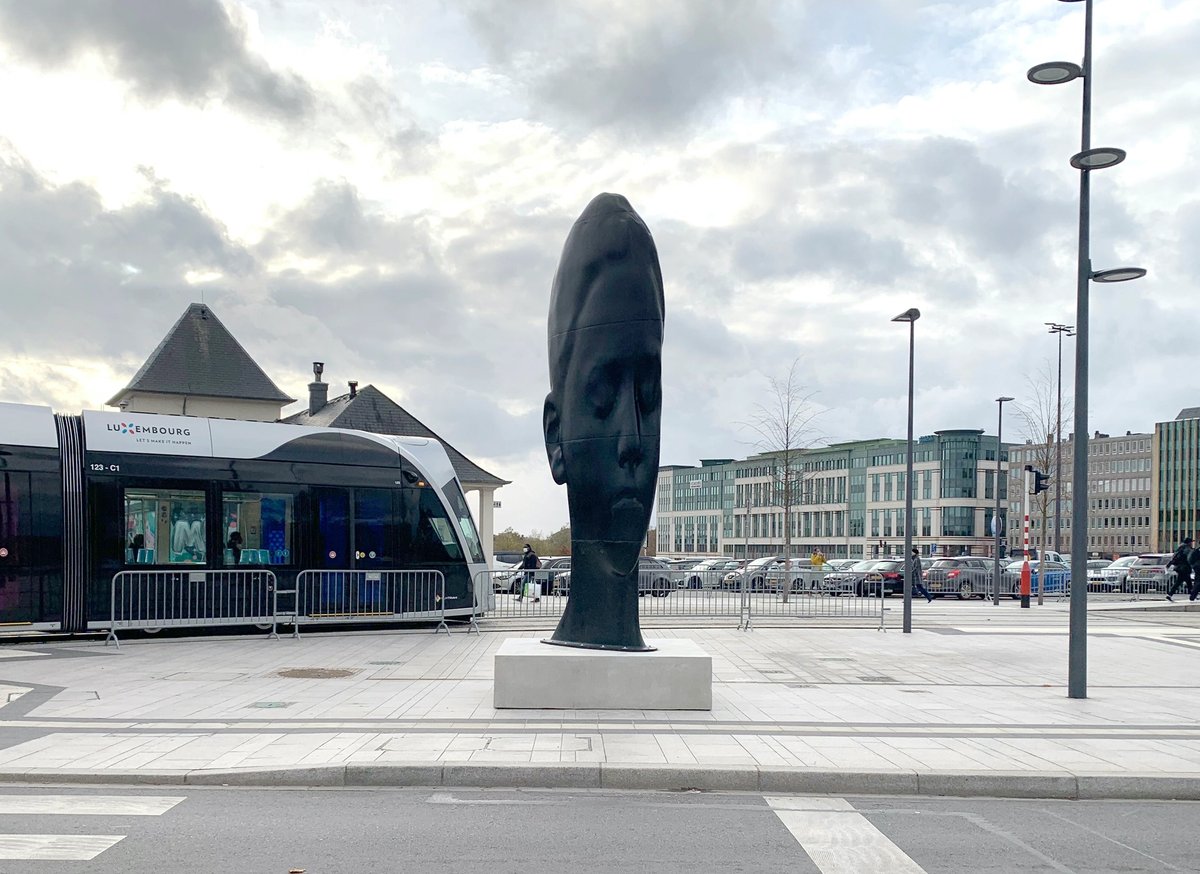 Jaume Plensa, Carlota, 2018, fonte de fer, 450 x 190 x 63 cm. Courtesy Galerie Lelong & Co, D.R.