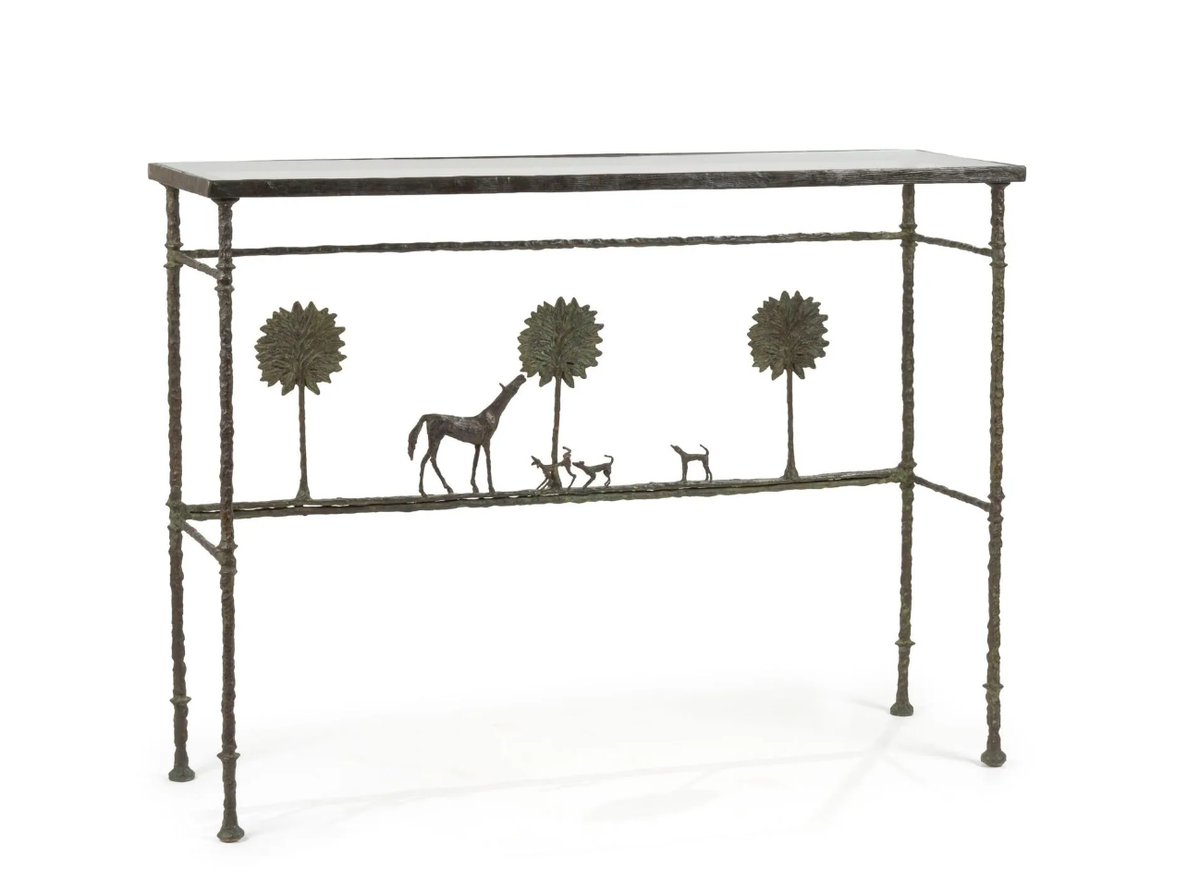 Diego Giacometti, console sculpturale modèle La Promenade des amis, 1976, bronze. Courtesy Drouot Estimations