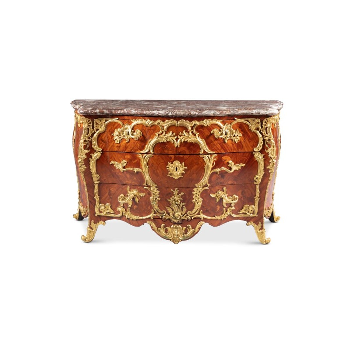 Jean-Pierre Latz (attribué à), commode, placage de satiné, marqueterie et bronze doré, époque Louis XV, vers 1750. Courtesy Sotheby’s