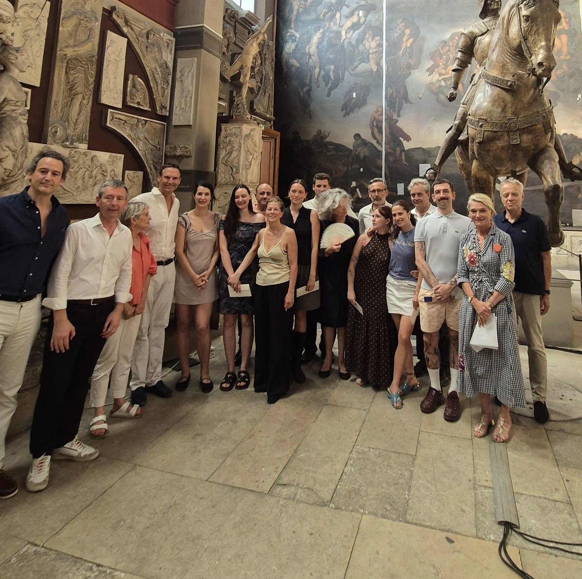 Lauréats et mécènes des prix des Amis des Beaux-Arts de Paris 2026. © Associations des Amis des Beaux-Arts de Paris