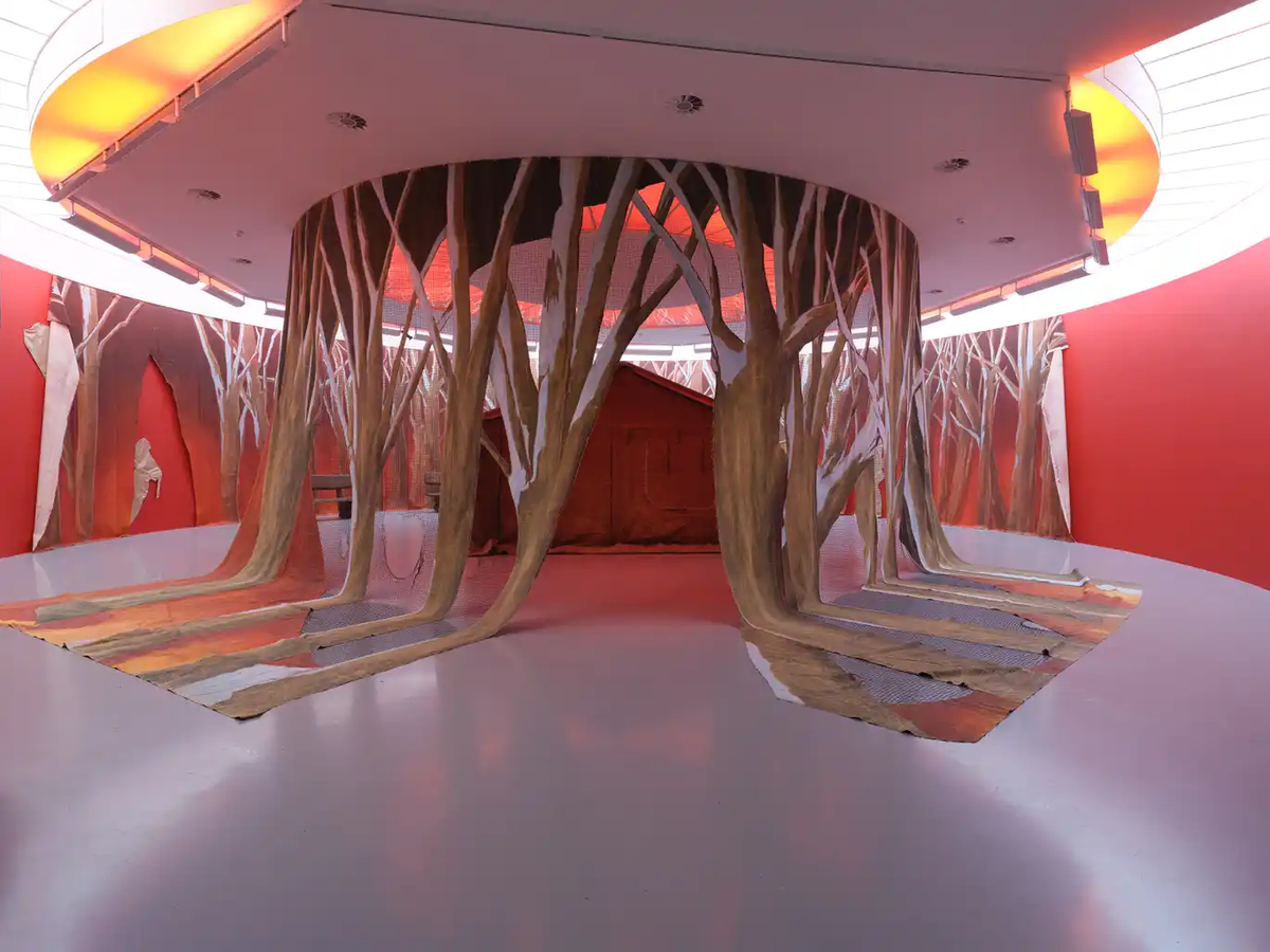 Pauline Curnier Jardin, The Associations of Pauline Curnier Jardin, vue de l'installation, M HKA, Anvers, 2025-2026. Courtesy and copyright of the artist and M HKA