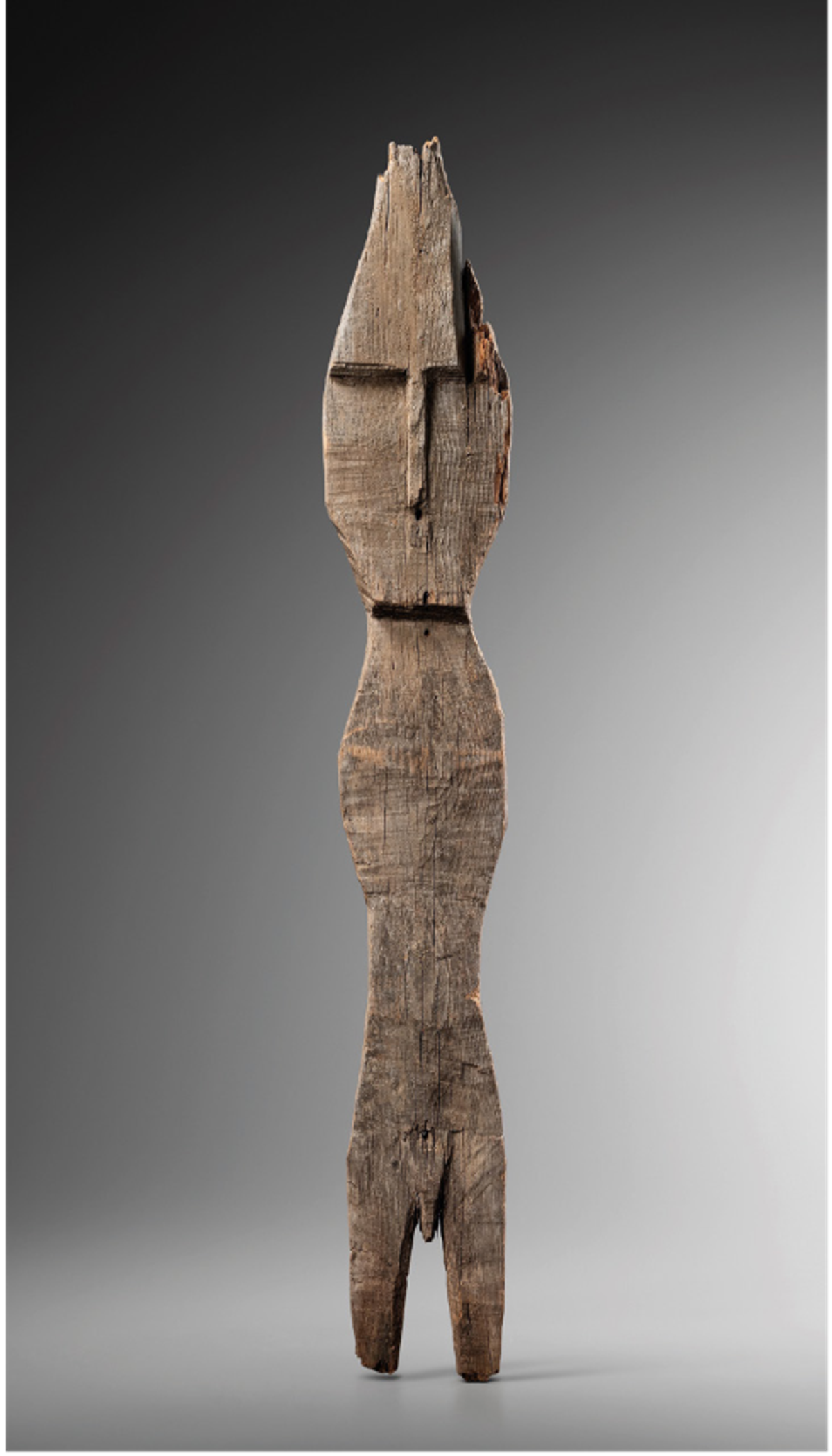 Effigie, peuple Khanty, Sibérie, fin XIXe-début XXe siècle, bois. © Galerie Grusenmeyer-Woliner