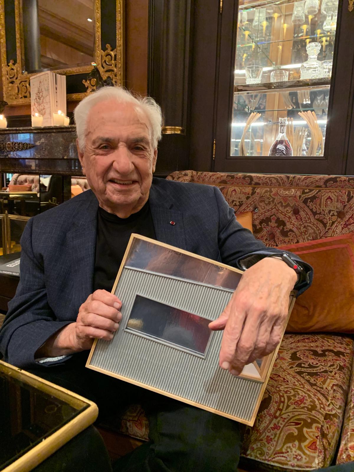 Frank Gehry. Courtesy Cahiers d’Art