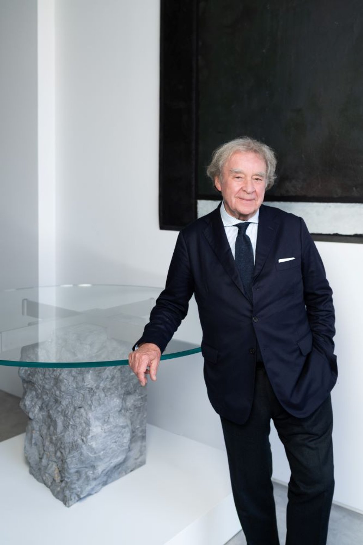 Jean-Michel Wilmotte à la galerie Dutko, à Paris, en 2026. Photo Edouard Brane