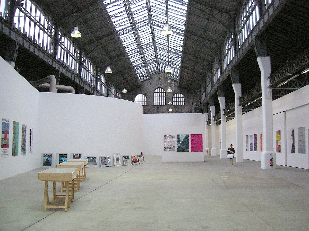 Le Magasin - Centre national d'art contemporain.
Wikimedia Commons