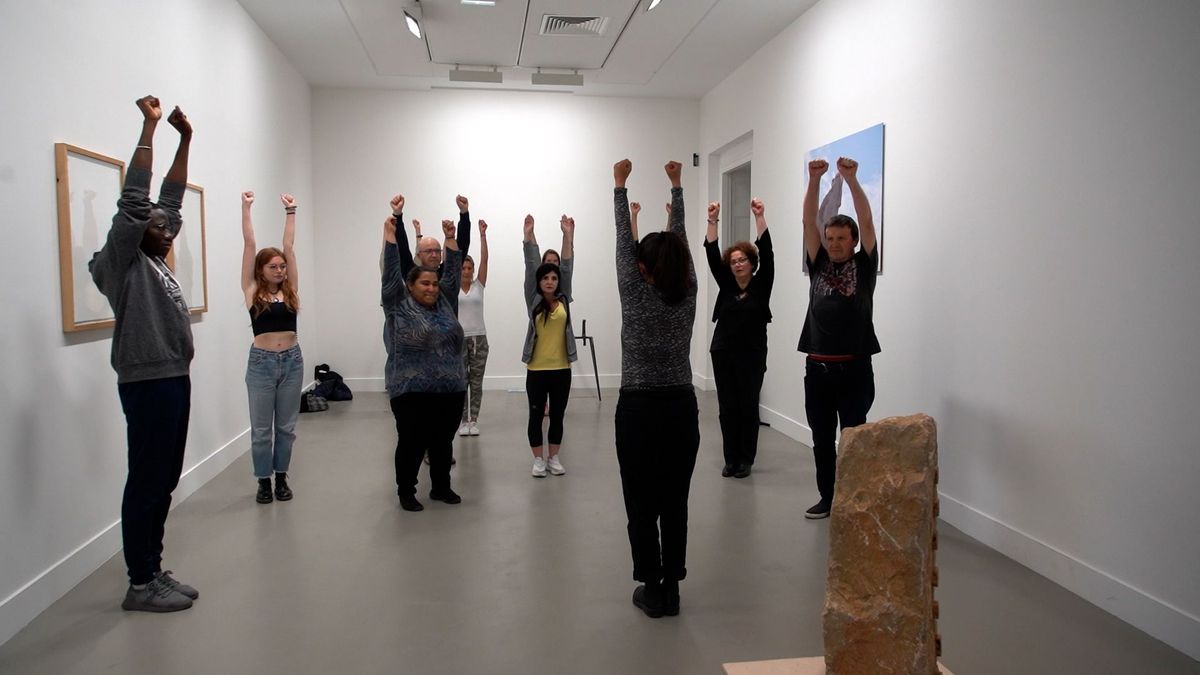 Atelier face aux œuvres avec Anne Lopez. Courtesy du MO.CO