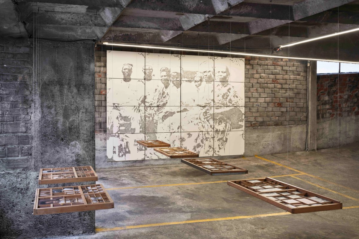 Installation de Kelani Abass sur la foire OffScreen en octobre 2024.
© 31 Project