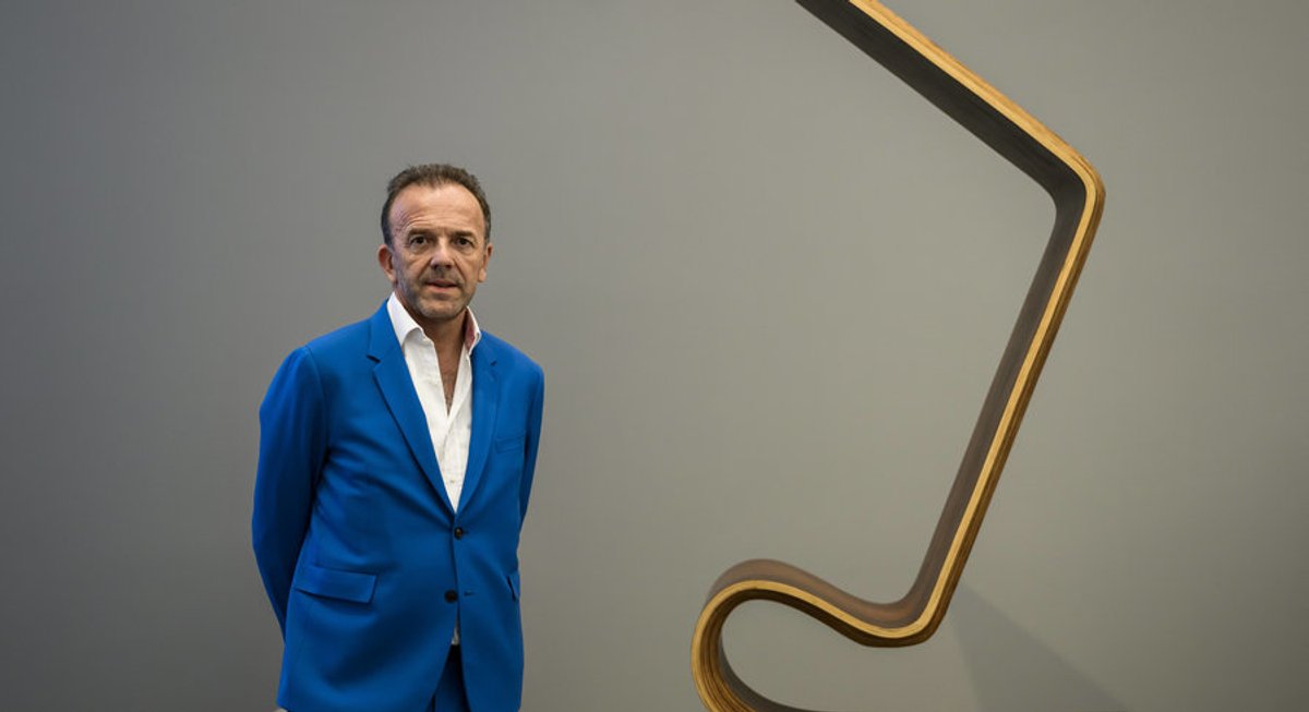 Thierry Barbier-Mueller dans l’exposition « A chair and You » au Mudac, à Lausanne, le 26 octobre. D.R.