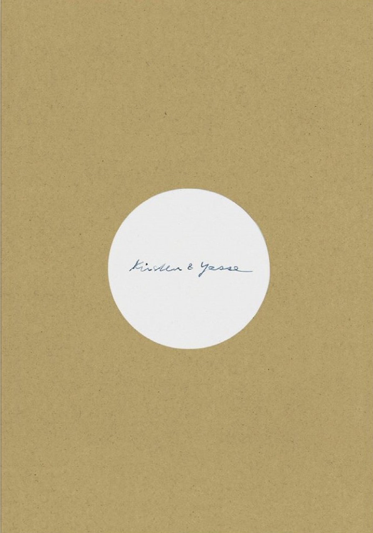 Éric Tabuchi, Kirsten & Yasse, Arles, Poursuite, 2025, 128 pages, 35 euros.