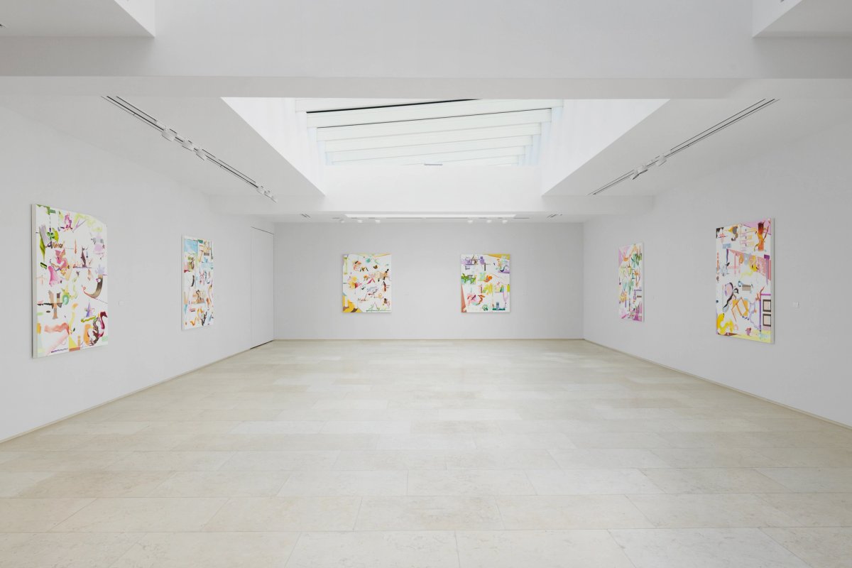 Vue de l’exposition « Fiona Rae : Messages » à la Galerie Nathalie Obadia à Paris. Photo : Bertrand Huet / Tutti image. Courtesy de l’artiste et de la Galerie Nathalie Obadia Paris / Bruxelles