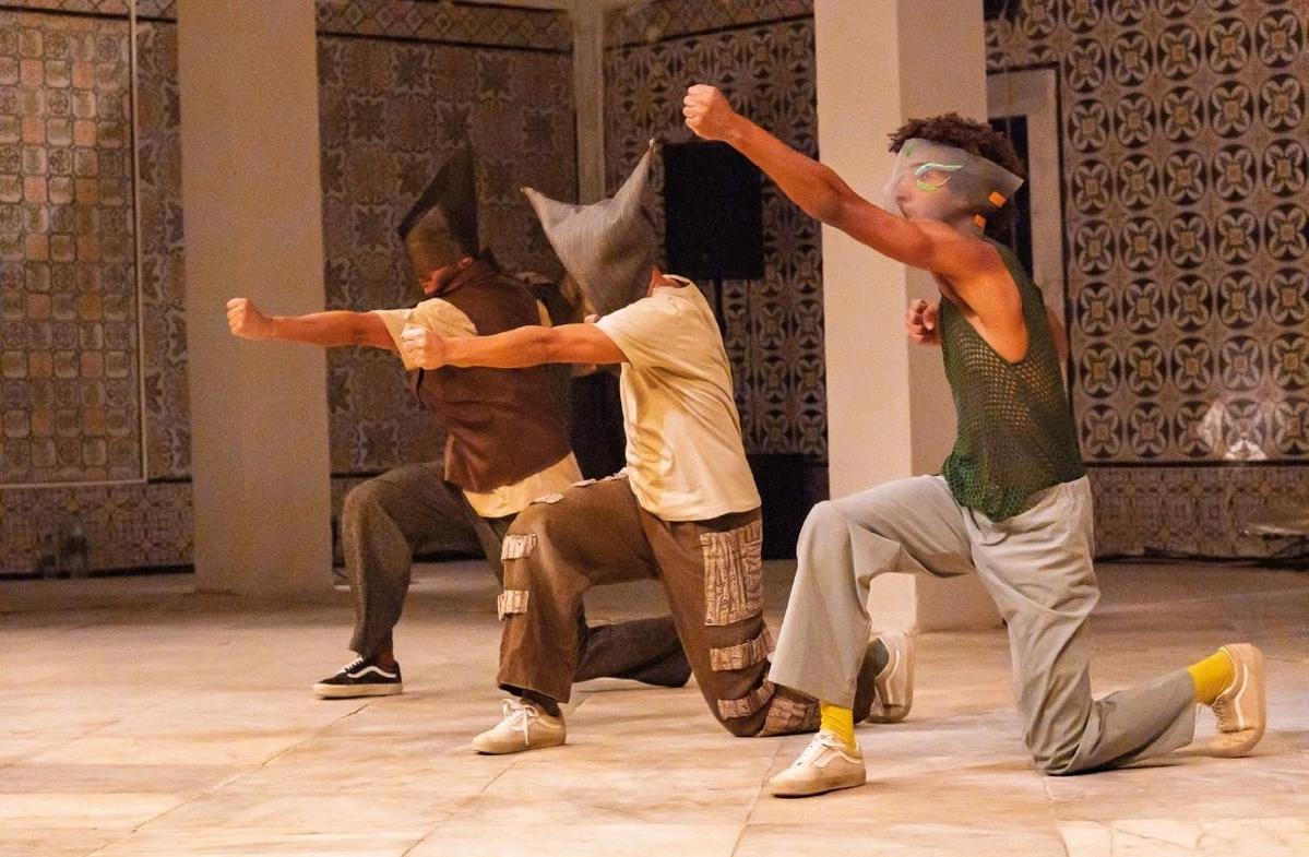 Chorégraphie Magec/The Desert de Radouan Mriziga, zaouia de Sidi Ali Chiha, Tunis, 2025. Photo Pol Guillard