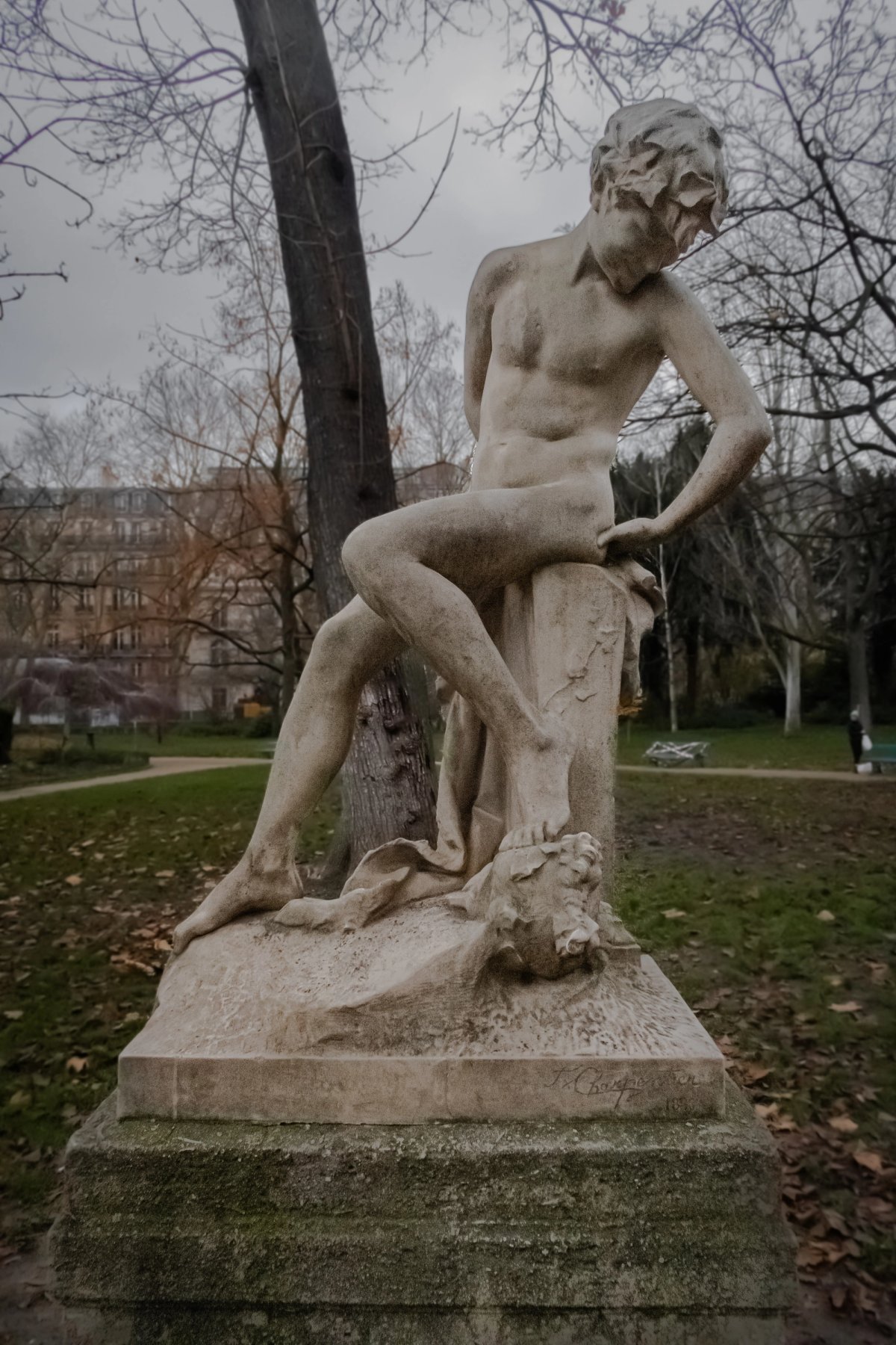Moulage du Jeune Faune de Félix Charpentier d’après l’originale, présentée au Salon de 1884 et acquise par la ville de Paris pour le Parc Monceau.
© Marie-Lou Izard