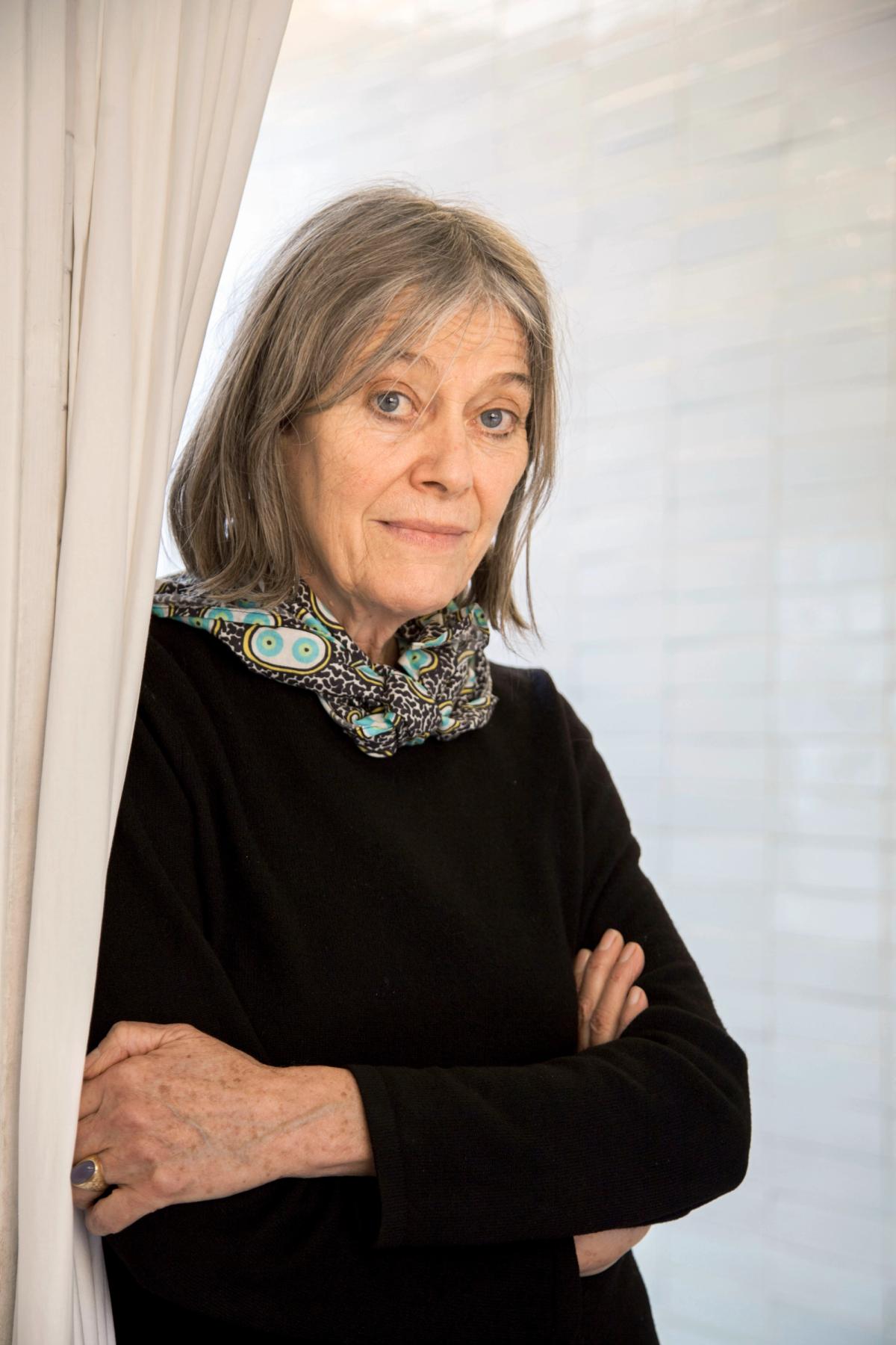 Nathalie Du Pasquier à la villa Savoye, Poissy, en 2022. © Sabrina Mariez – CMN