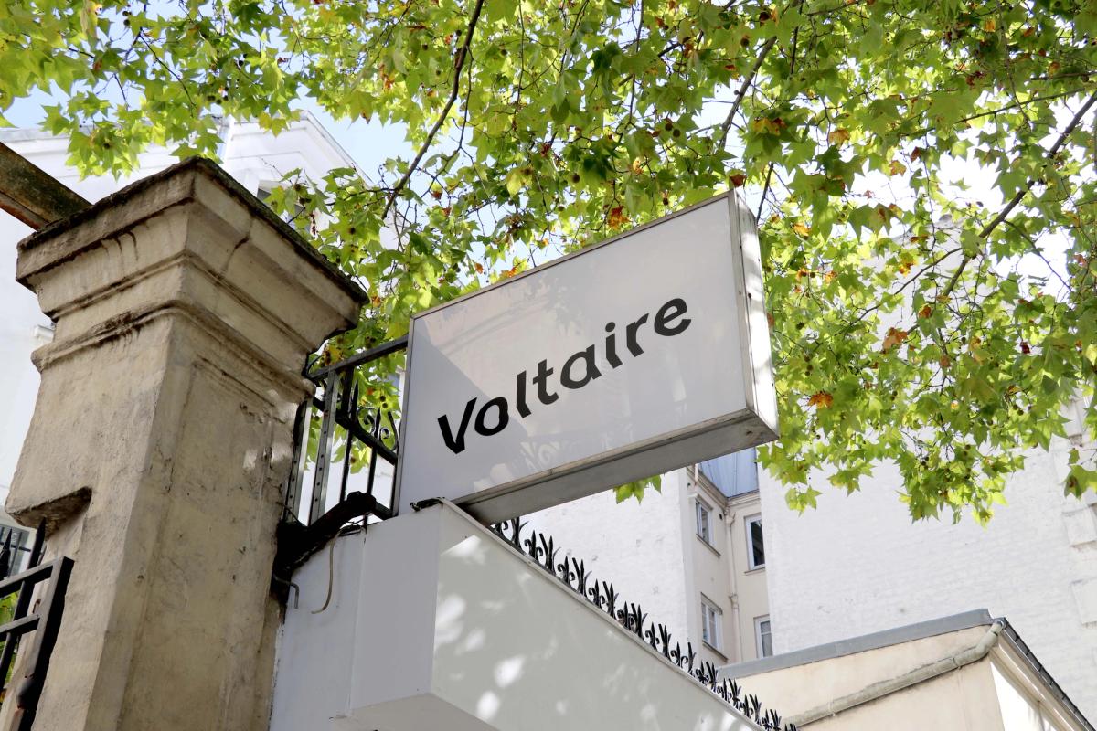 Voltaire, le centre d’art éphémère d’Emerige situé dans le 11e  arrondissement de Paris. Courtesy Emerige