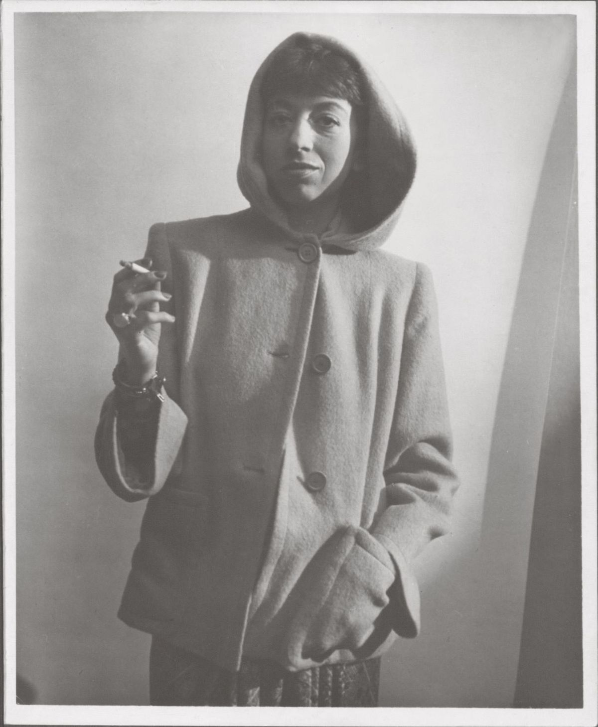 Lee Krasner. Photo : Wilfred Zogbaum, Adagp, Paris, 2021. Photo Archives of American Art, Smithsonian Institution