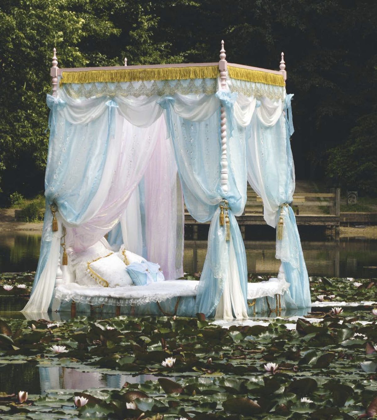 Vincent Olinet, Pas encore mon histoire, 2008, technique mixte. Courtesy Vincent Olinet et galerie Laurent Godin.