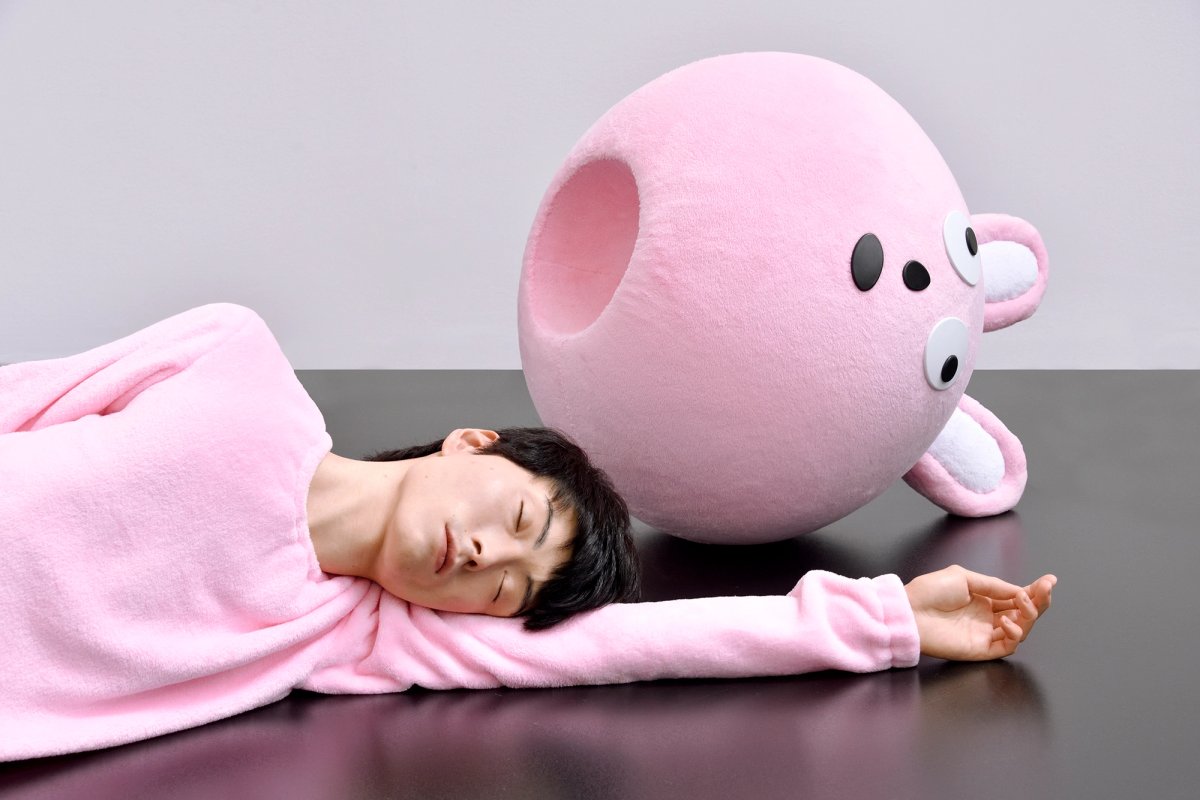 Elmgreen & Dragset, All Dressed Up (détail), 2022, technique mixte.
© Studio Elmgreen & Dragset