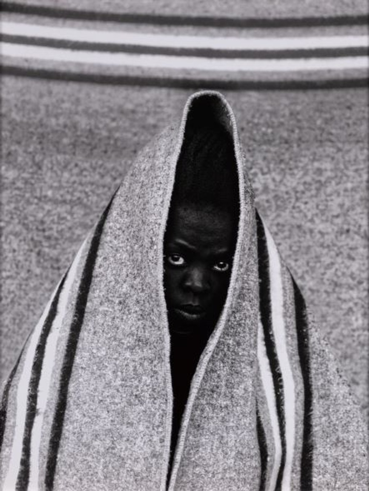 Zanele Muholi (né en 1972), Zamile, Kwa Thema, 2016. Estimation : 12 000-18 000 euros. © Xavier Defaix