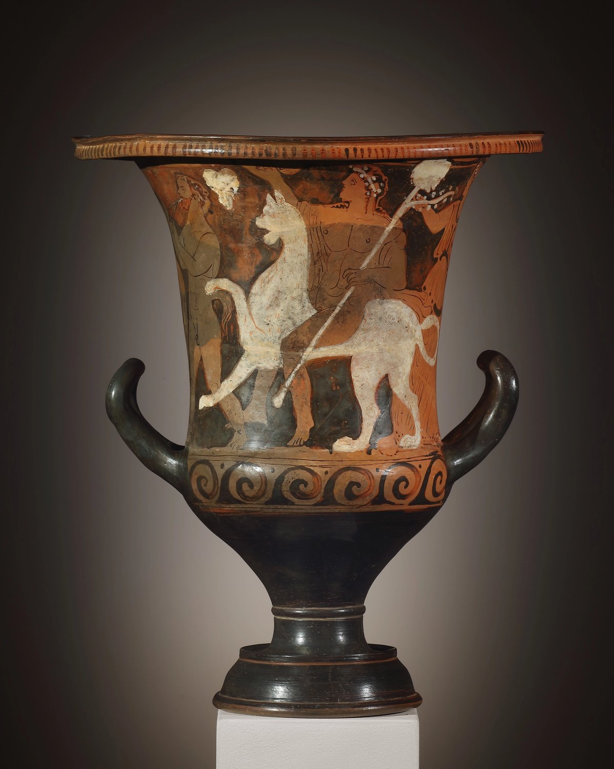 Cratère en calice attique du style de Kertch avec Dionysos chevauchant une panthère, milieu du IVe siècle av. J.-C.
© Galerie Cahn