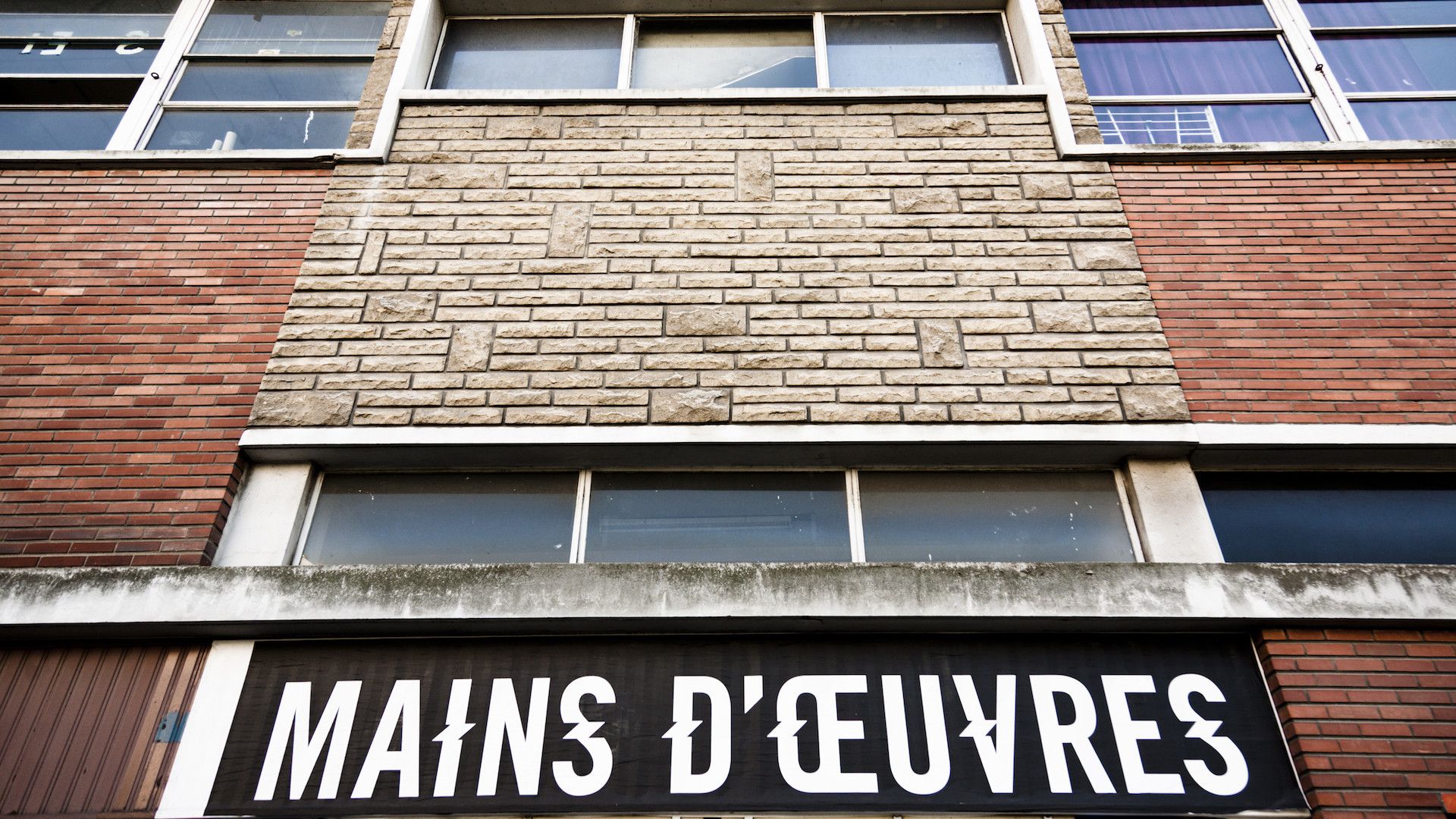 La façade de Mains d’œuvres à Saint-Ouen. © Vinciane Verguethen