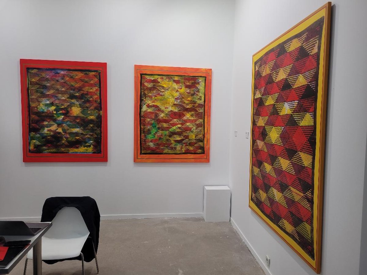 Stand de la galerie Christophe Person, ARCOlisboa 2024. Photo A.C.