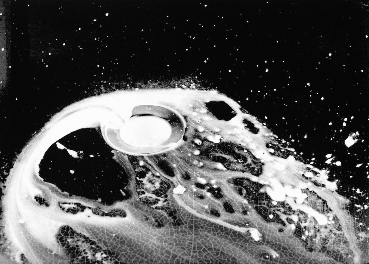 Laia Abril, “WE WANT BLOOD”, Mind Series (Case 2, Cambodia, On Mass Hysteria).
© Courtesy Galerie Les filles du calvaire, Paris © Laia Abril