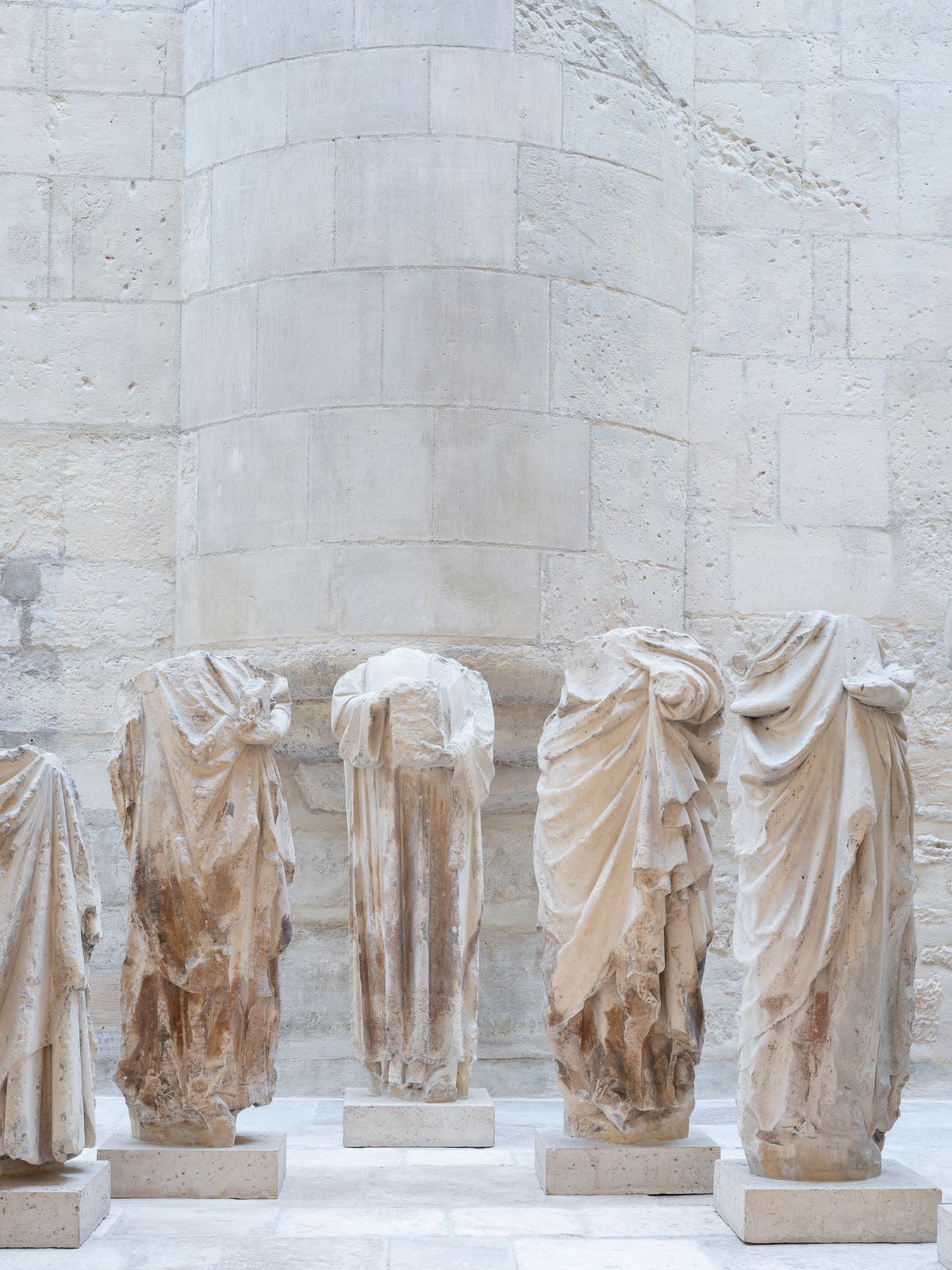 Statues du portail sud du transept, Paris, musée de Cluny – musée national du Moyen Âge.
Photo Alexis Paoli, OPPIC