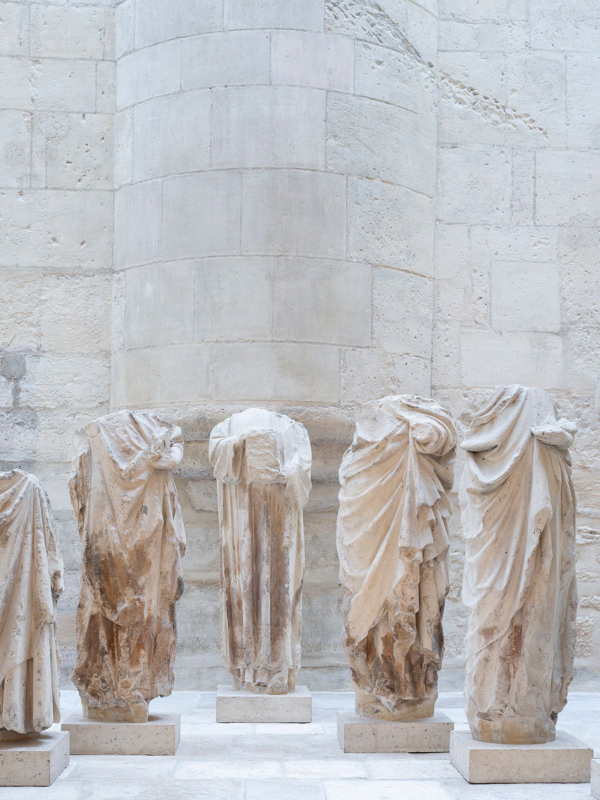 Statues du portail sud du transept, Paris, musée de Cluny – musée national du Moyen Âge.

Photo Alexis Paoli, OPPIC