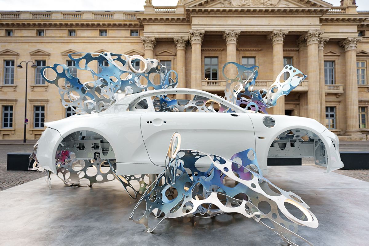 L’Alpine A110 Metamorphosis d’Arne Quinze dévoilée à l’occasion de la foire Art Paris 2023. Photo : © Pascal Montary