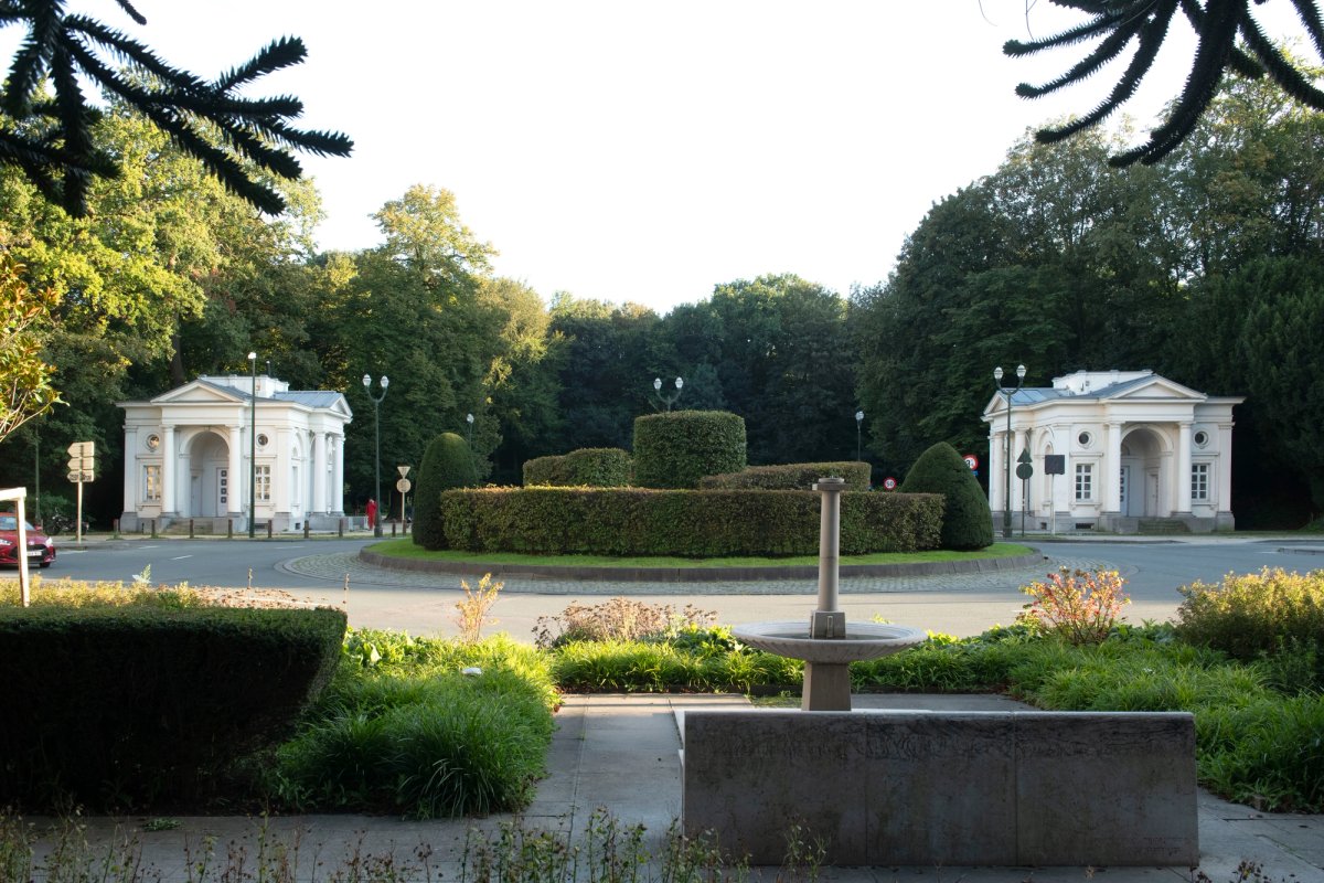 Les deux pavillons qui vont accueillir la galerie LMNO, à Bruxelles. Photo Philippe de Gobert