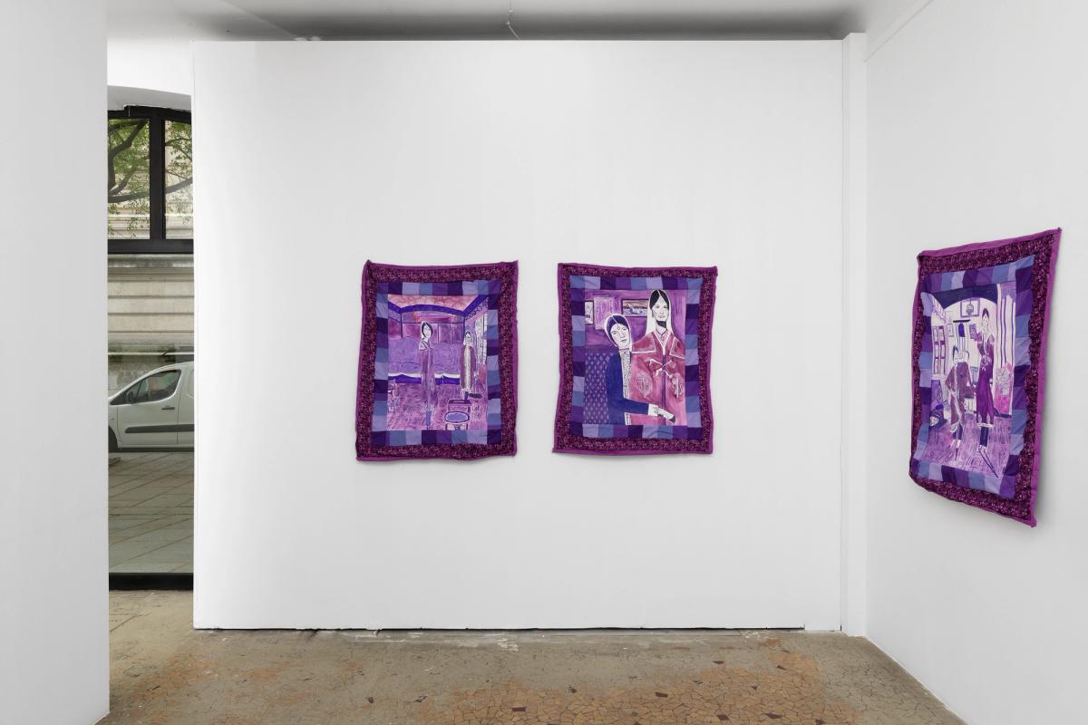 Vue de l’exposition de Jagdeep Raina « Towards the valley » à la Galerie Anne Barrault, à Paris. Courtesy de l’artiste et de la Galerie Anne Barrault. Photo : Aurélien Mole