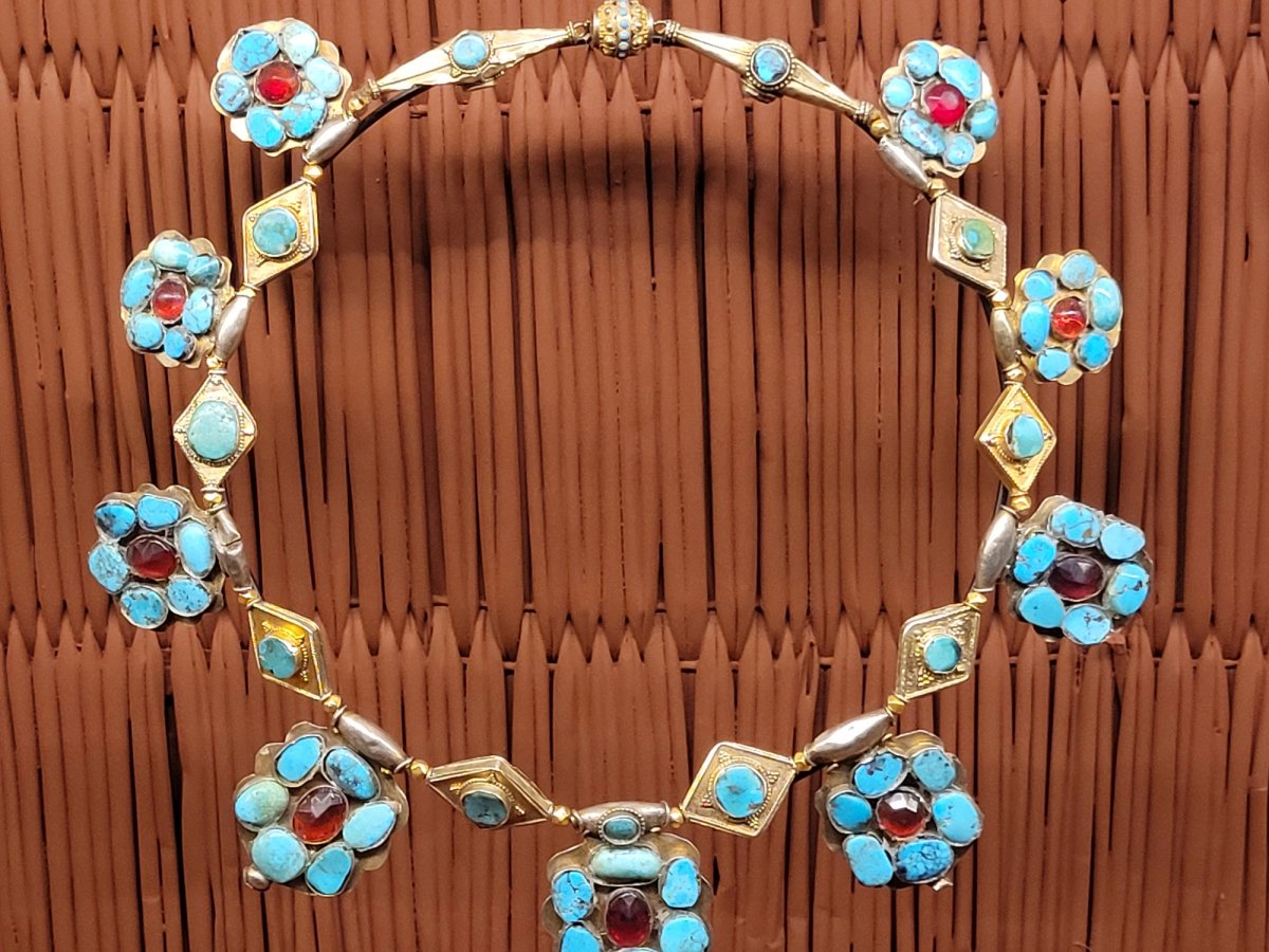 Le Monde des Arts de la Parure réunit à Marrakech quelque 3 000 pièces. Photo : A.C.