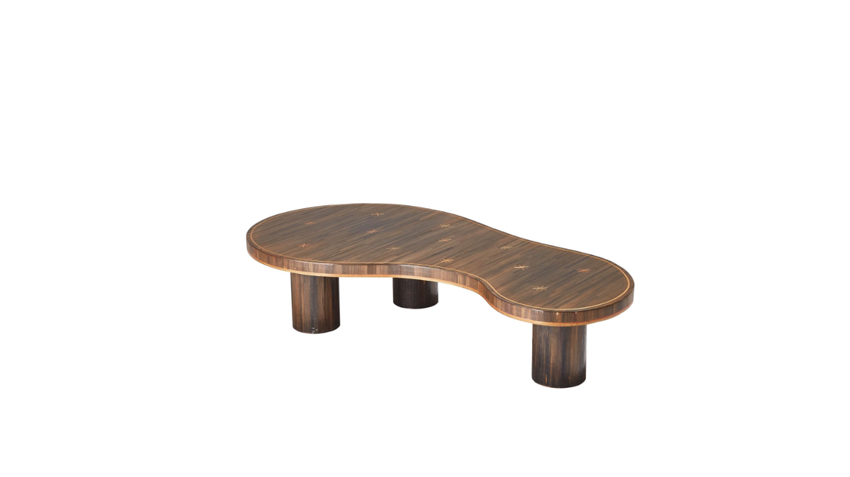 Jean Royère, table Flaque d'eau, vers 1957, marqueterie de paille.
Courtesy Art Research Paris