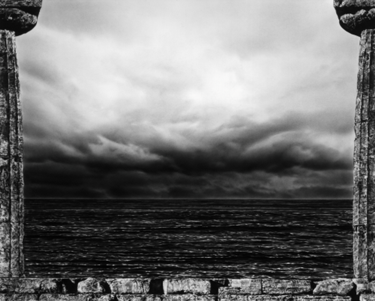 Robert Longo, Untitled (View of the Mediterranean; Homage to Rothko), 2023, charcoal on mounted paper, 101,6 cm × 127 cm. Courtesy of the artist and Pace Gallery. © Robert Longo