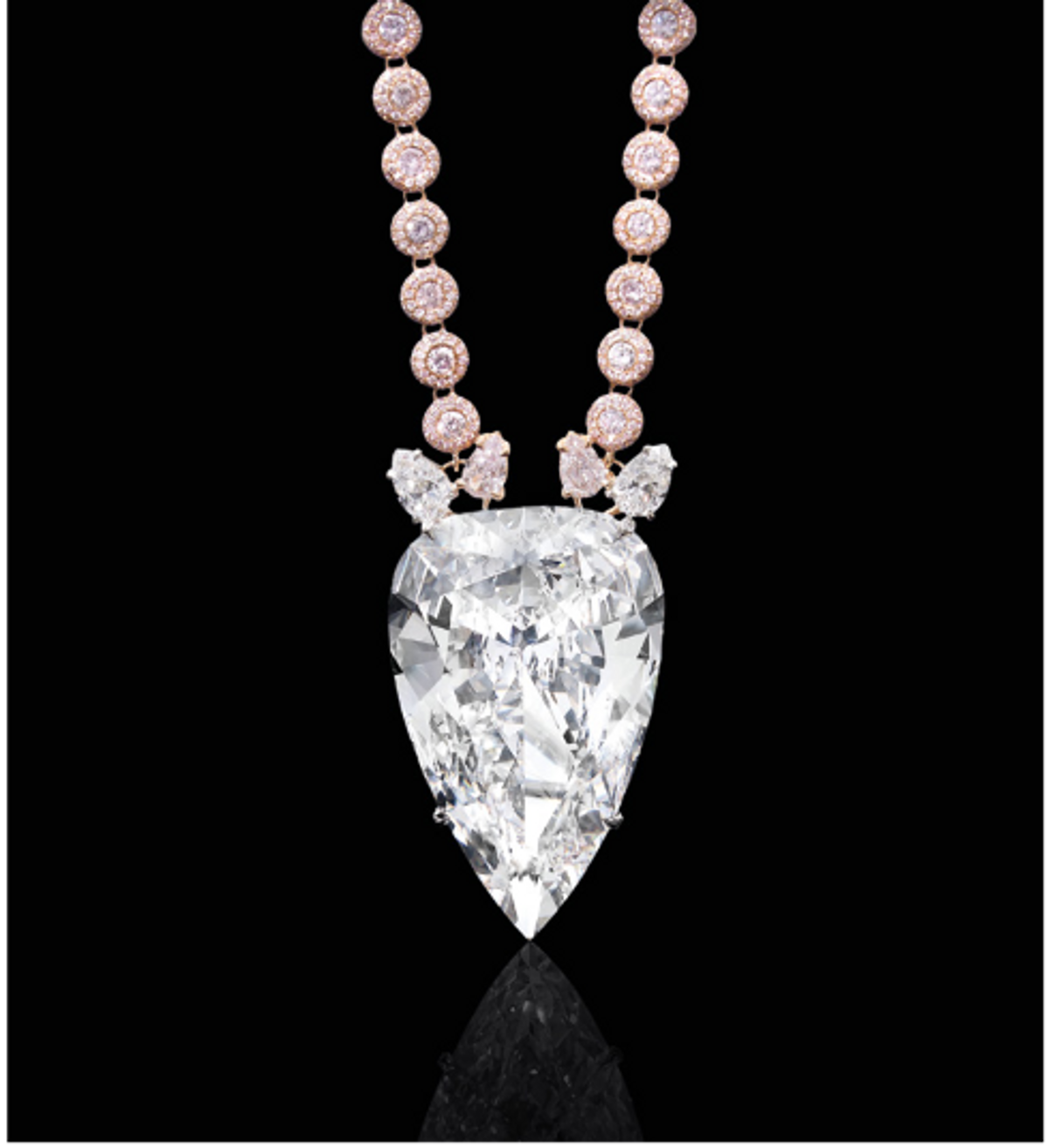 Collier de diamant « Eternity Drop », or rose et diamant Golconde, 76,52 carats, est. 5-7 millions d’euros. © Hôtel des ventes de Monte-Carlo