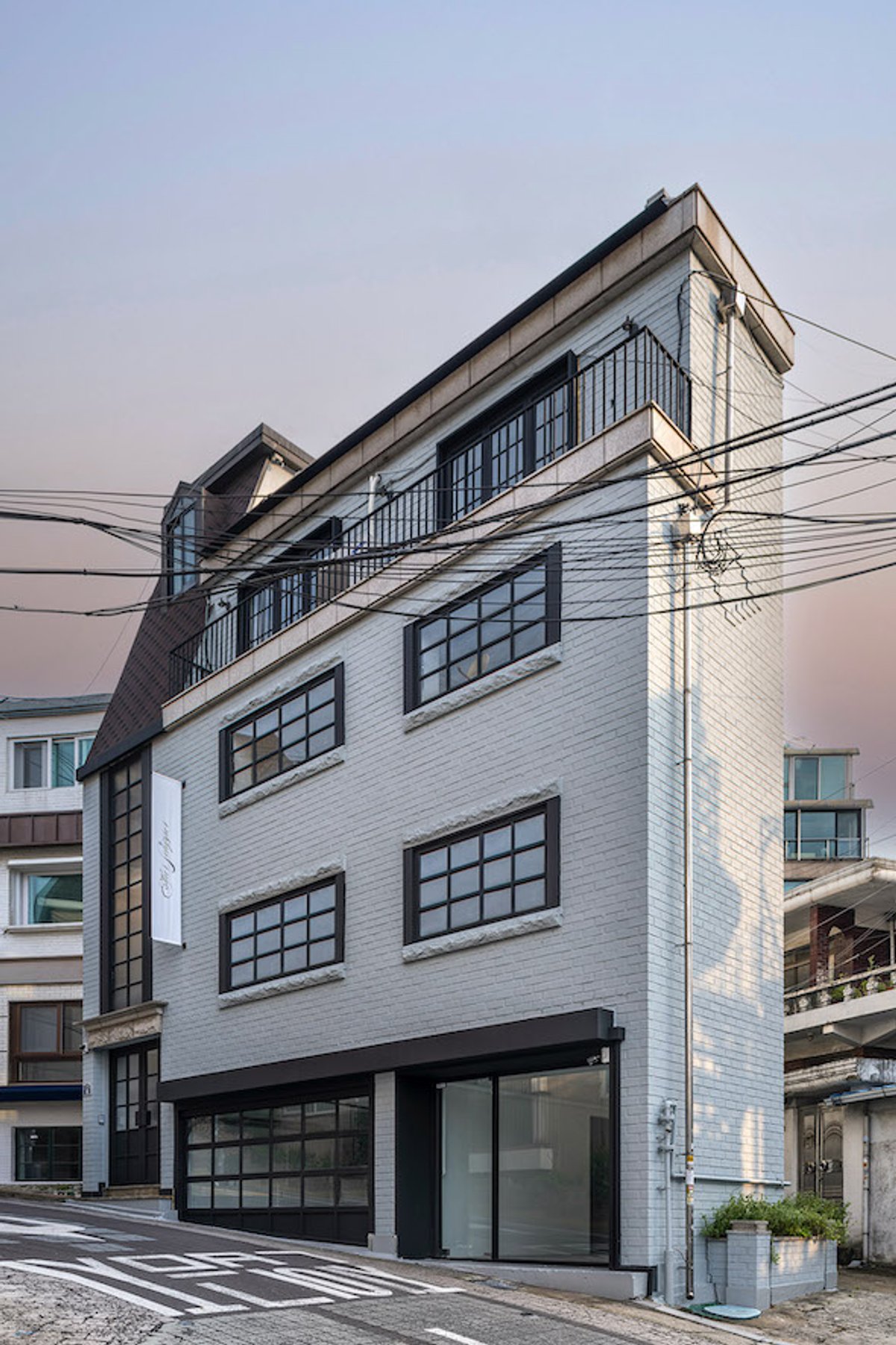 Esther Schipper Seoul. Photo : Hyun Jun Lee