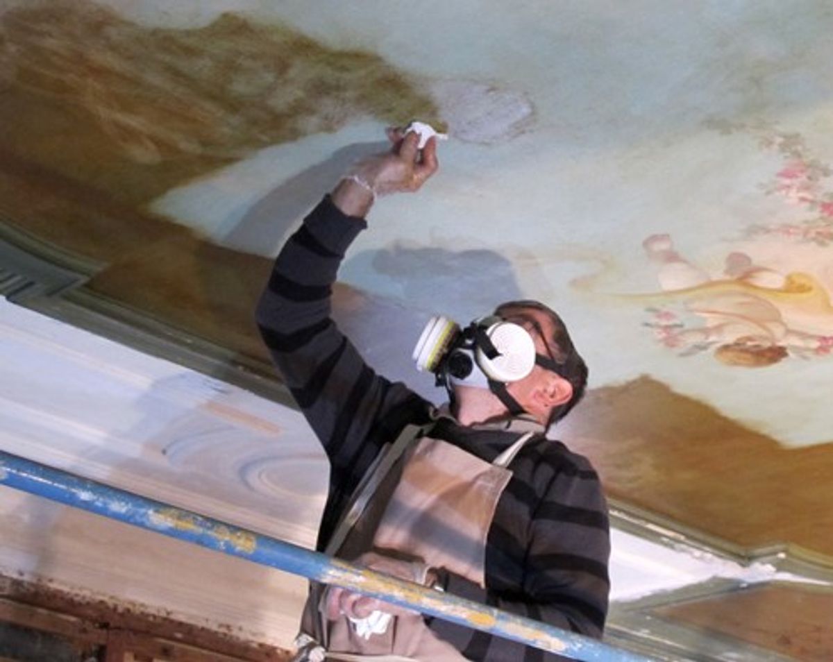 Les restaurateurs utilisent des masques de protection similaires à ceux du milieu médical. © D.R.