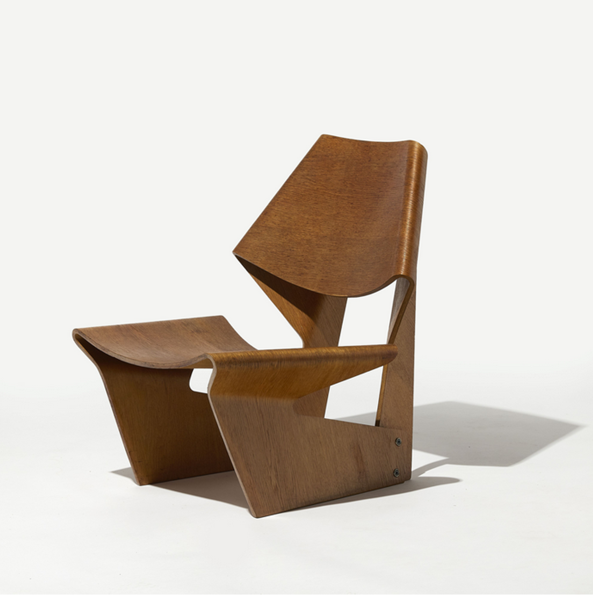 Grete Jalk, chauffeuse dite « GJ chair » modèle 300/1, 1963. Courtesy Artcurial